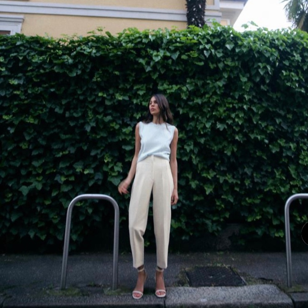Zara Pants with a High waist